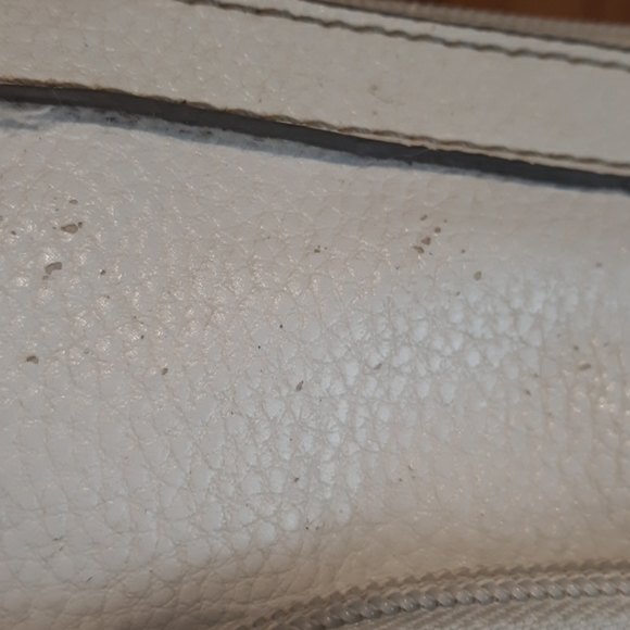 Tignanello Small White Pebbled Leather Crossbody | Organizer Purse Bag - Picture 5 of 16